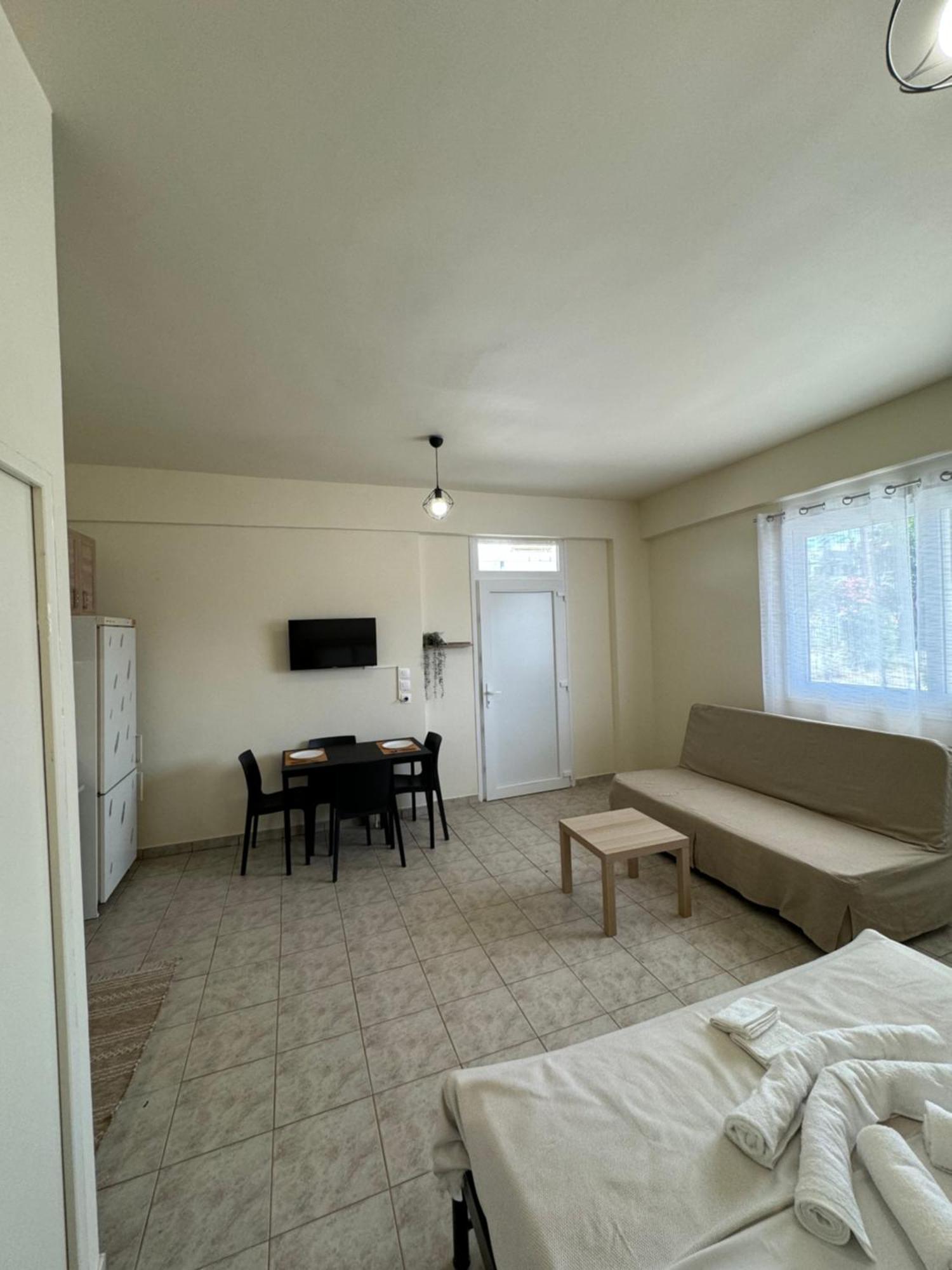 Airpoint Apartments Ártemida Kültér fotó