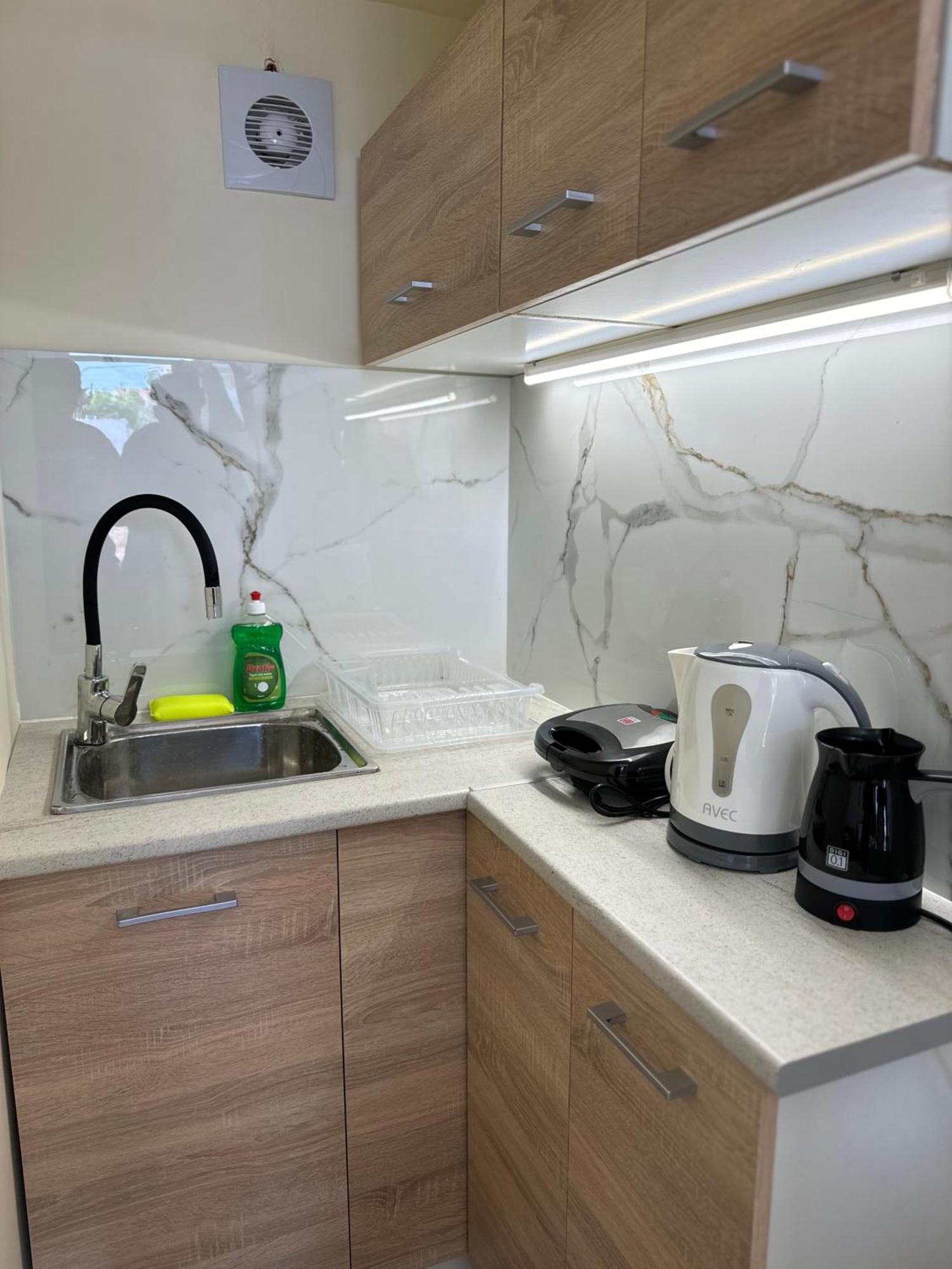 Airpoint Apartments Ártemida Kültér fotó